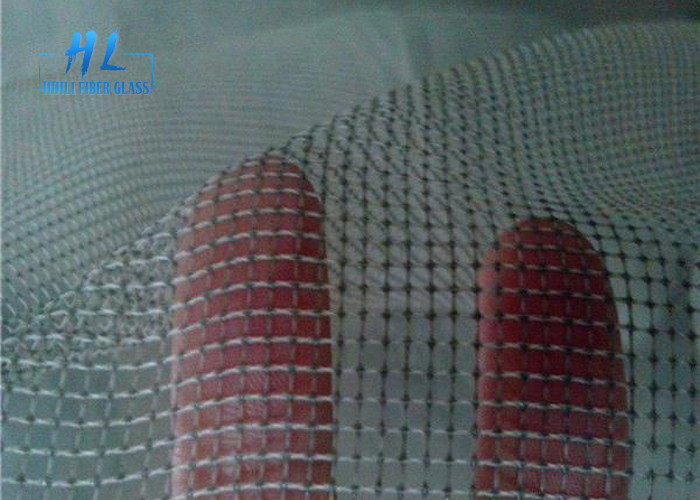 84-calowy rolka ekranowa z włókna szklanego PVC 120 g/m2 Waga 0,011 cali Średnica drutu