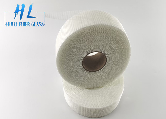 60g - 65g/m2 C Włókno szklane Self Adhesive Mesh Tape with Adhesive Latex Glue